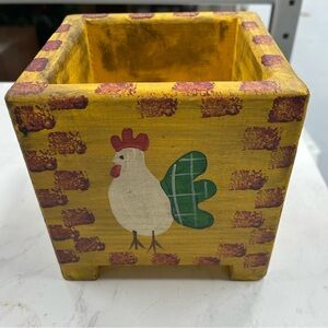 SIMPLY THE CUTEST WOODEN “CHICKEN” PLANTER/CACHEPOT